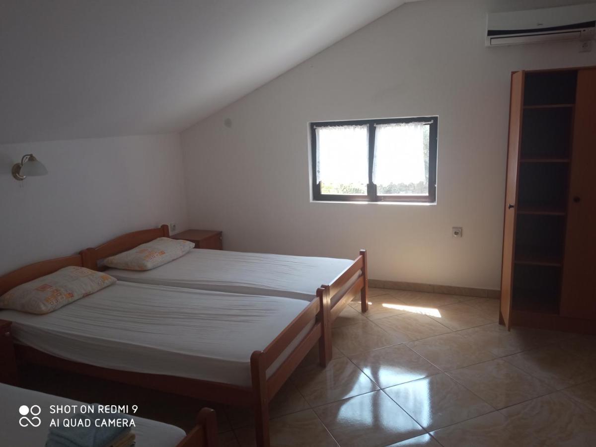 Apartments Petrovic 티바트 외부 사진