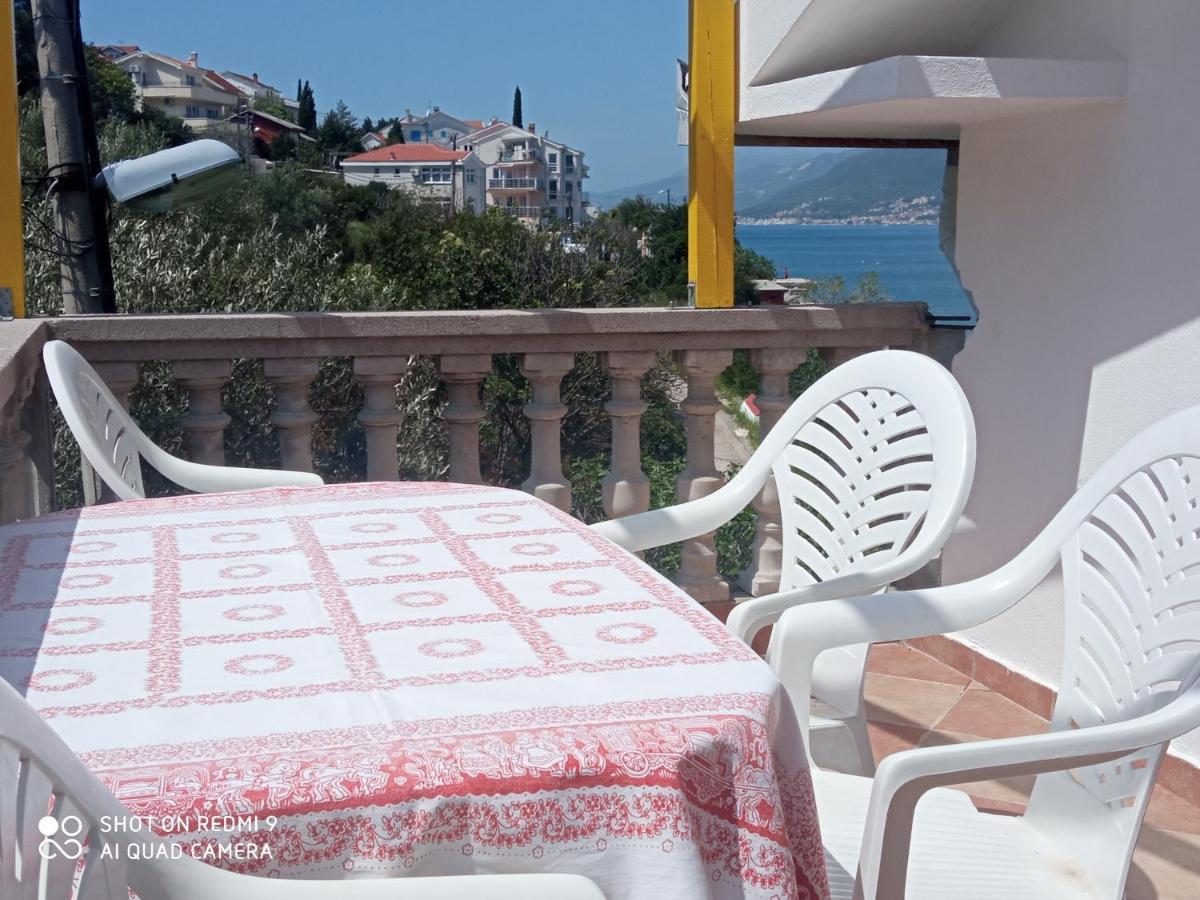 Apartments Petrovic 티바트 외부 사진
