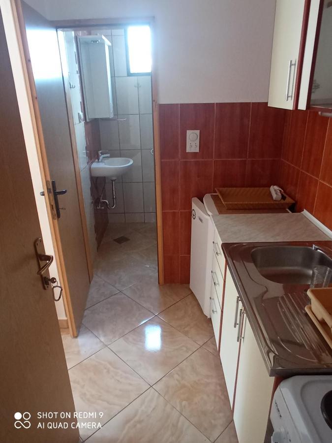 Apartments Petrovic 티바트 외부 사진