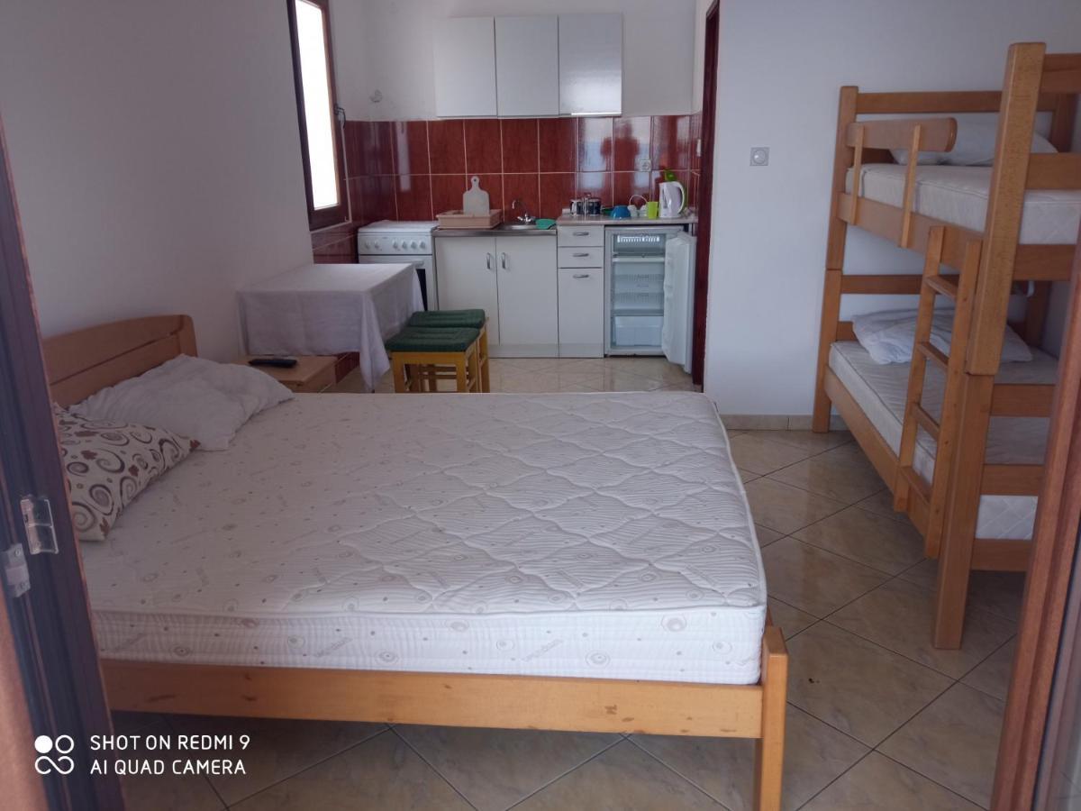 Apartments Petrovic 티바트 외부 사진