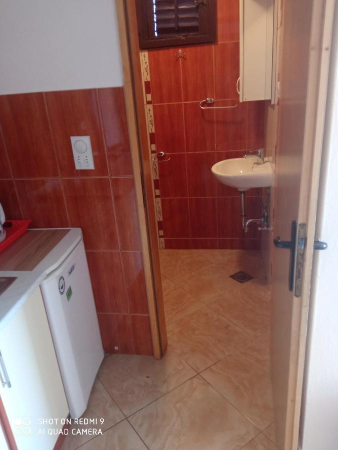 Apartments Petrovic 티바트 외부 사진