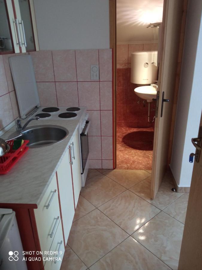 Apartments Petrovic 티바트 외부 사진